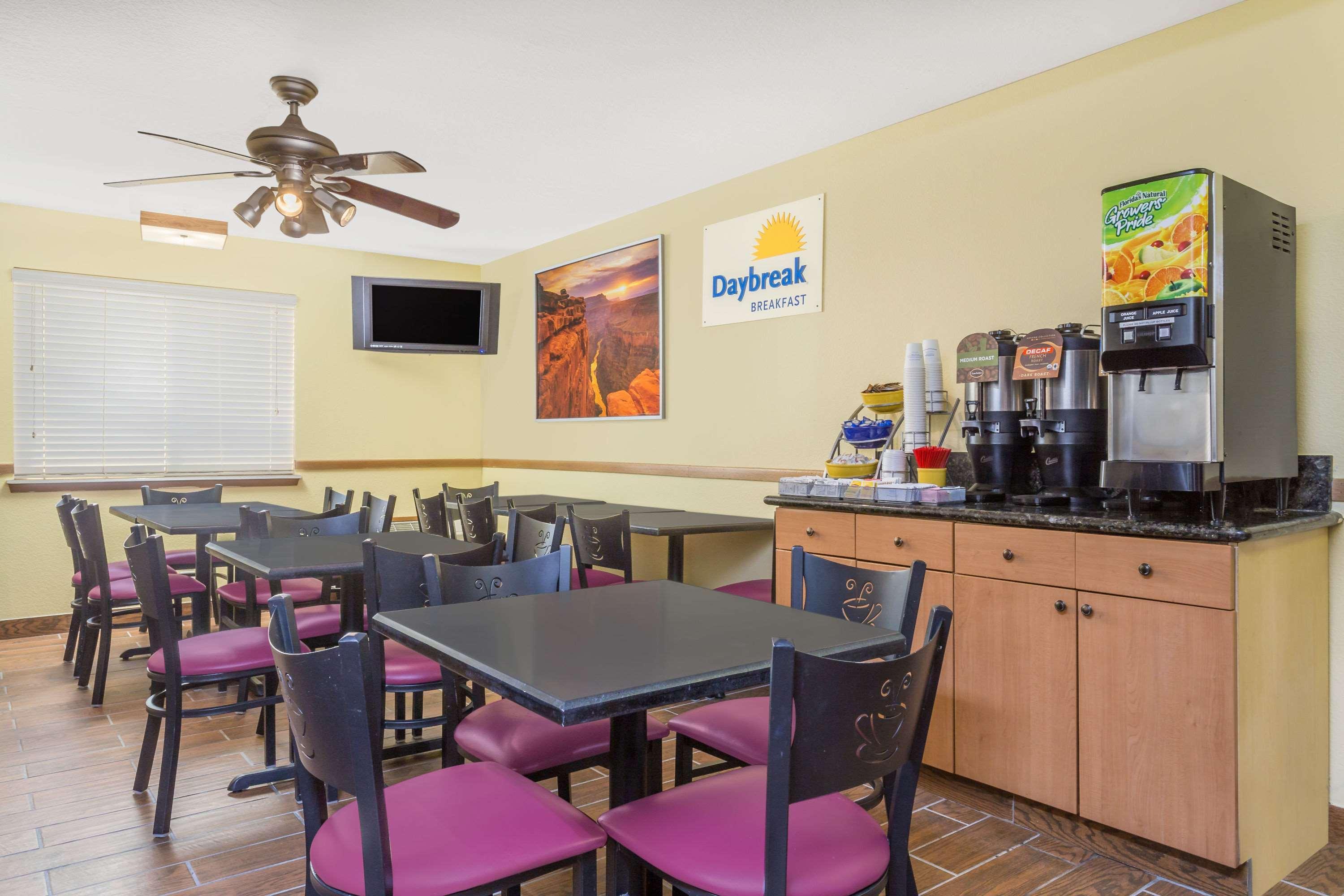 Days Inn By Wyndham Moab Zewnętrze zdjęcie