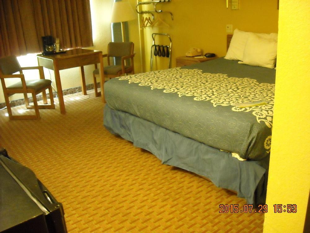 Days Inn By Wyndham Moab Zewnętrze zdjęcie